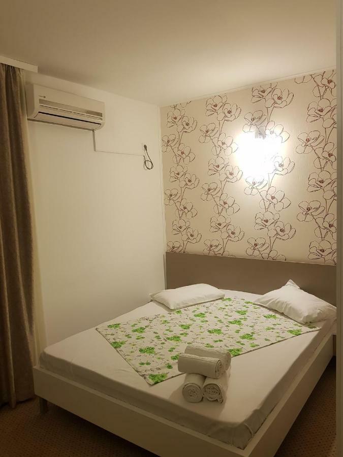 Hôtel Da Boss à Costinesti Extérieur photo